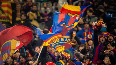 Barcelona thrash Chelsea 8-2 to reach Champions League final