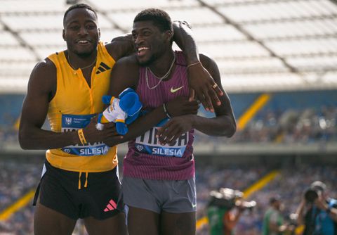 Cordell Tinch ran a world lead at the Xiamen Diamond League to stun a field including Olympic champion Grant Holloway.