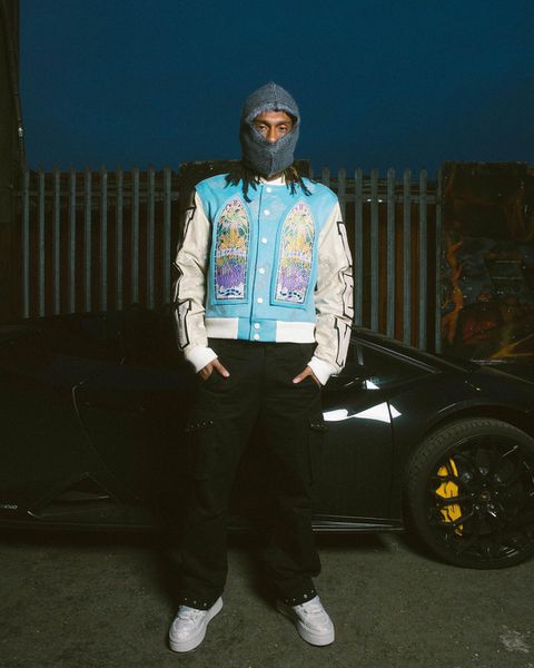 Alex Iwobi is one of the most fashionable Nigerian footballers of the season.