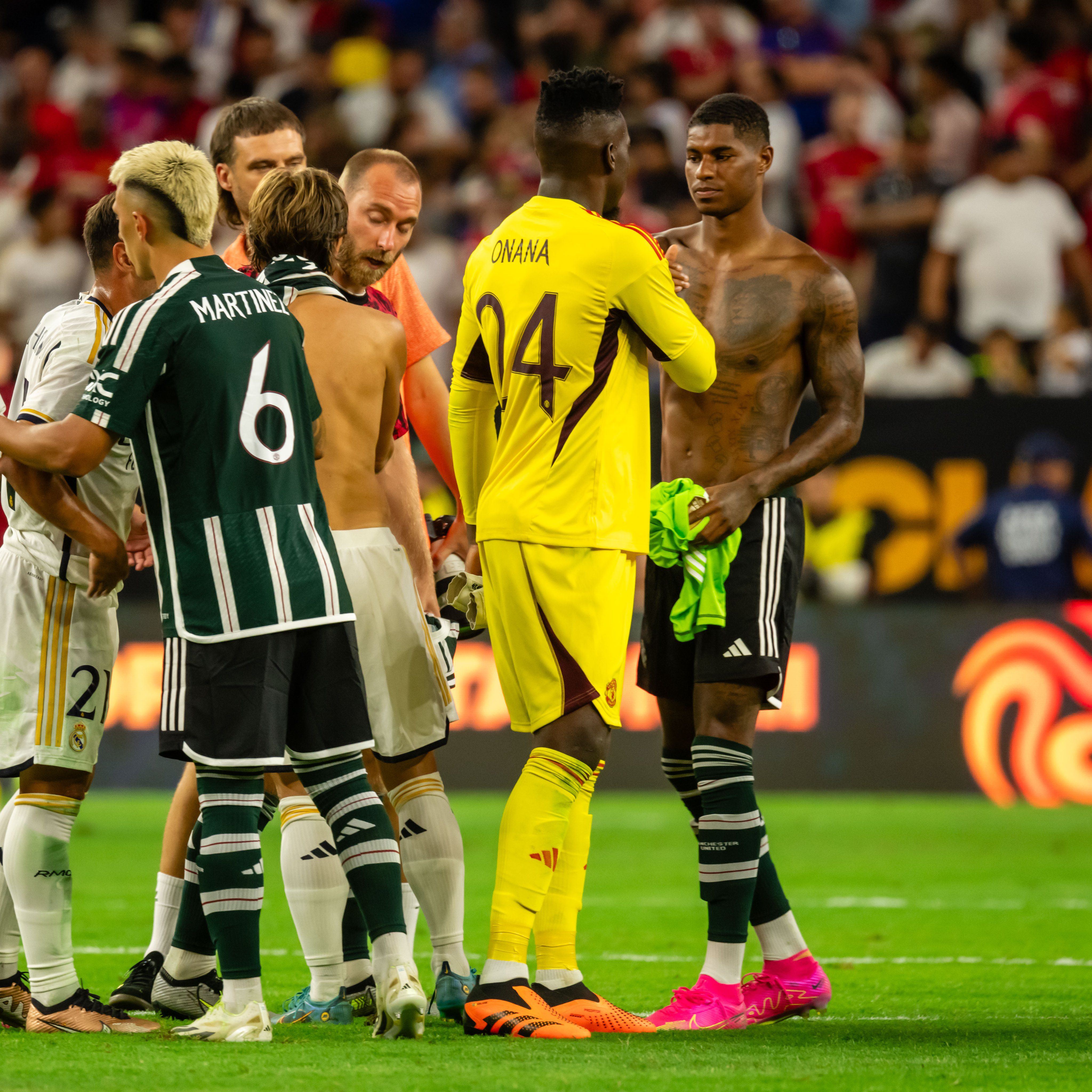 Real Madrid defeat Manchester United 2-0 in pre-season tour