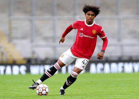 Shola Shoretire playing for Manchester United | Imago