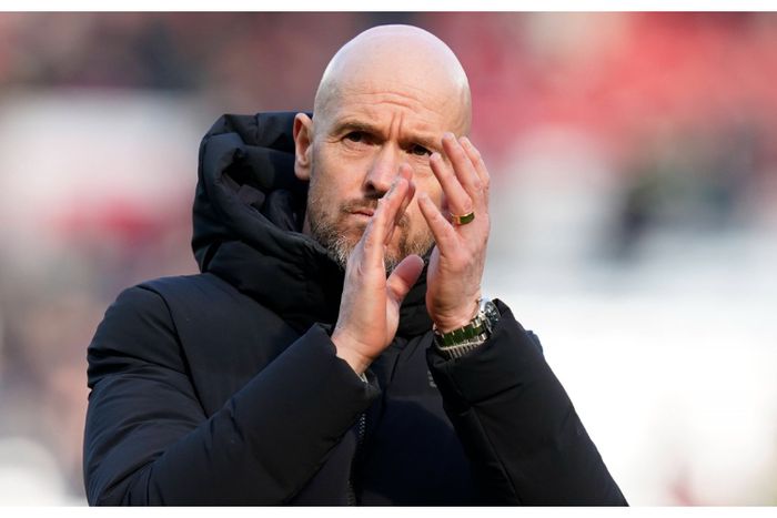 Erik Ten Hag calls for more signings