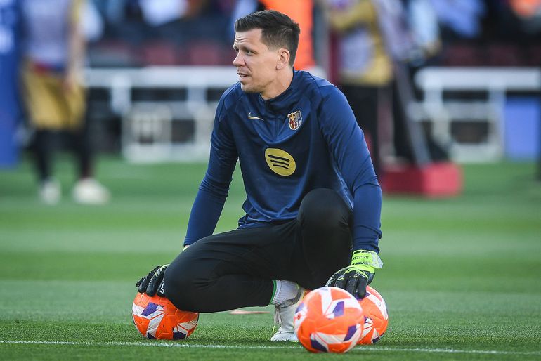 Barcelona Keeper Sparks Controversy As He Explains Why He is Not a Fan of Hansi Flick's Style of Football