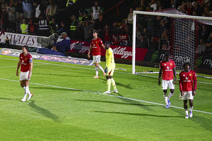 Andre Onana committed errors against Grimsby | Imago