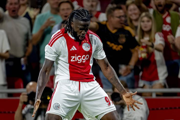 Ajax boss sends Chelle Arokodare warning