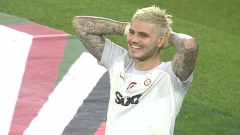 VIDEO: Watch Mauro Icardi’s embarrassing open-goal penalty miss