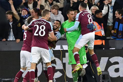 West Ham end Man City's four-year hold on League Cup