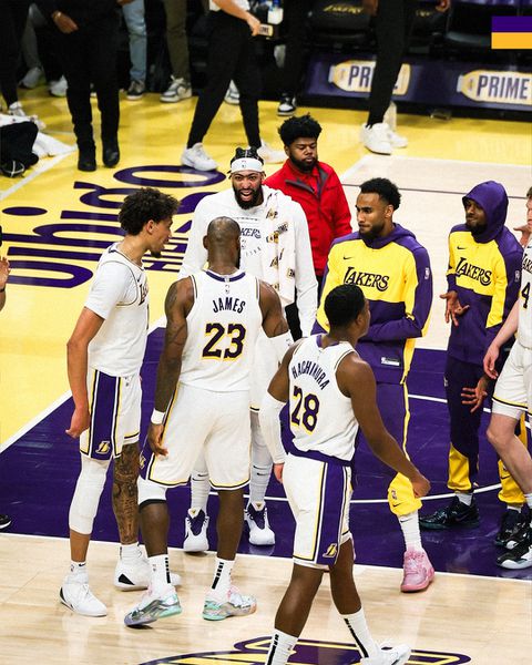 Lakers and LeBron are now 3-0 this season.