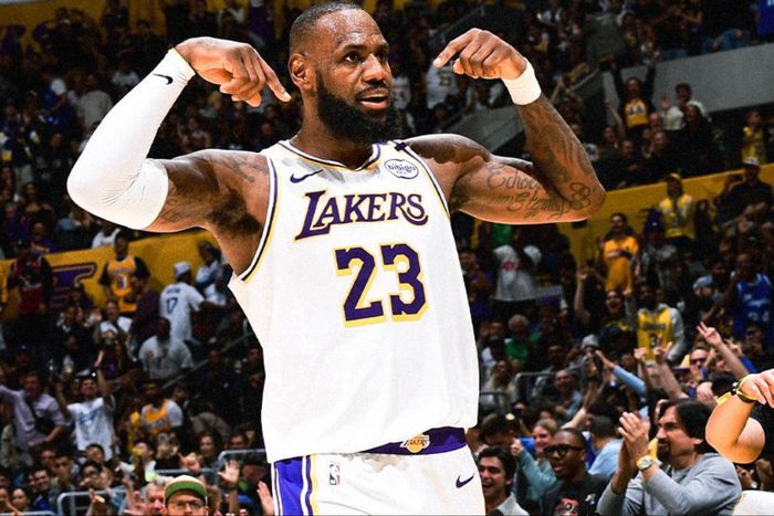 The Los Angeles Lakers defeated the Sacramento Kings 131-127 thanks to a masterclass from LeBron James.