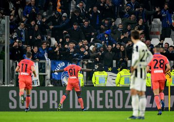 Inter on leaders' heels after Venezia win, Zapata sinks troubled Juve