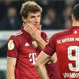 Mueller says Lewandowski 'has to' win Ballon d'Or