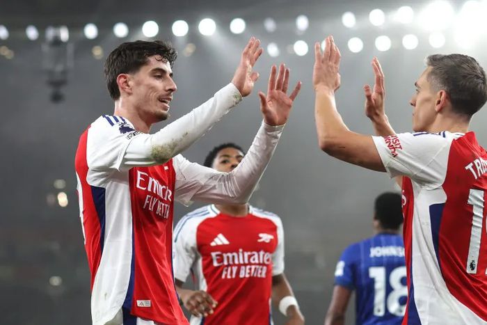 Kai Havertz and Leandro Trossard celebrate Arsenal's goal against Ipswich | The Sun