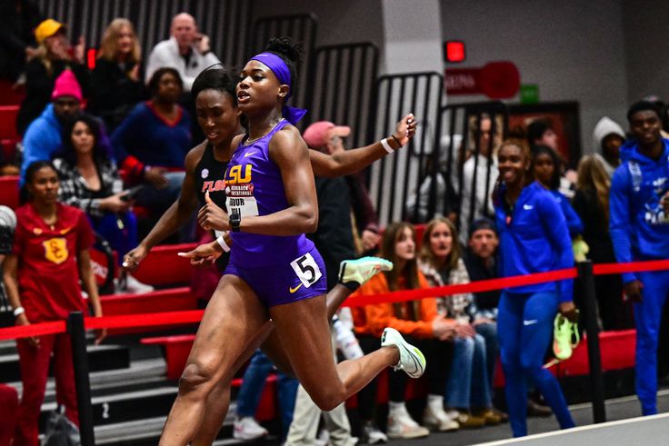 Ofili clocks world and NCAA-leading 200m time, officially kicking off the 2023 season