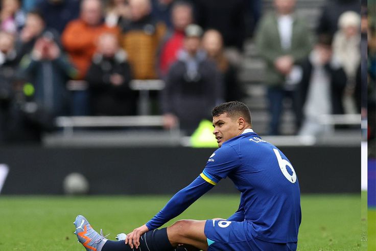 Silva: Chelsea defender ruled out with knee ligament damage