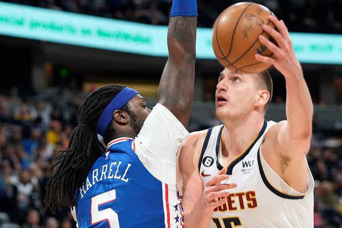 Nikola Jokic led Denver Nuggets to a 116-111 victory over the Philadelphia 76ers to further strengthen his case for MVP.