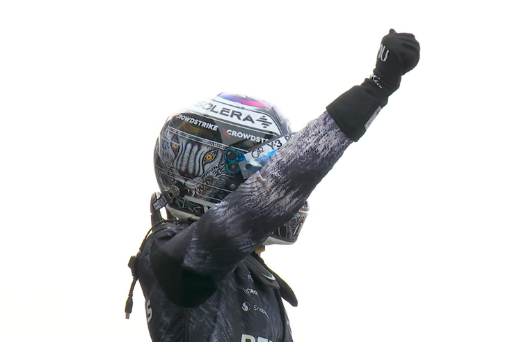 Japanese GP: Kimi Antonelli snatches pole ahead of George Russell