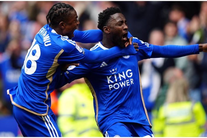 Nigeria's Wilfred Ndidi and Abdul Fatawu celebrates.