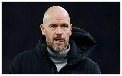 Manchester United fans react to Ten Hag's controversial substitutions against Burnley