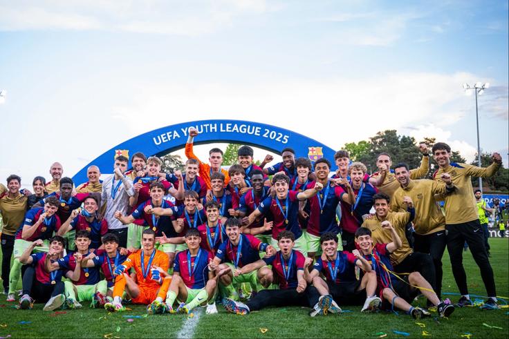 Ahead of their semifinal against Inter Milan, Barcelona won the UEFA Youth League by defeating Trabzonspor.