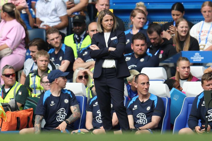 Chelsea manager Sonia Bompastor during the UEFA Womens Champions League match between Chelsea and Barcelona at Stamford Bridge in London, England (Alexander Canillas SPP)