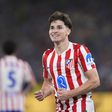 Aguero backs Alvarez for Barcelona move