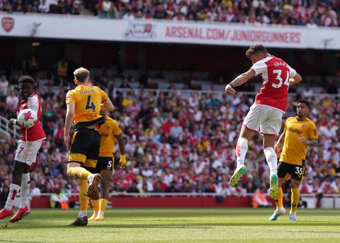 Xhaka scores Arsenal's first goal of the game with a brilliant header