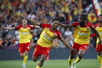 Not since the days of John Utaka: Lens qualify for Champions League group stage