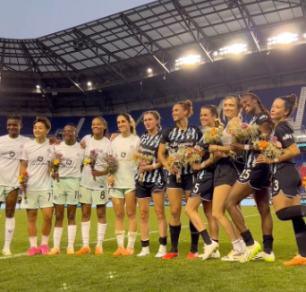 Onumonu's Super Falcons teammate Uchenna Kanu was introduced by Racing Louisville for Paige Monaghan. Image Credit - Twitter/Gotham FC