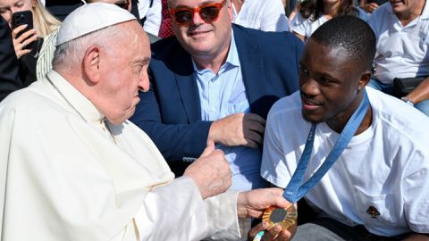 'A prayer for her'- Lestile Tebogo reveals poignant moments with Pope Francis at Vatican City