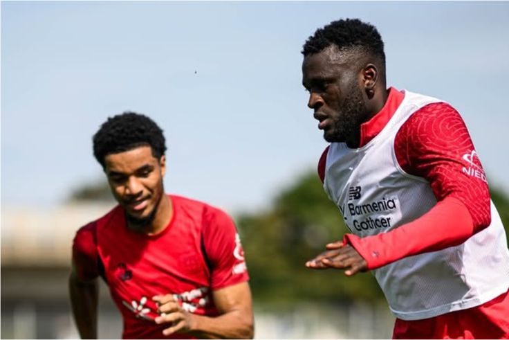 Boniface Shrugs Off AC Milan Snub, Back at Leverkusen