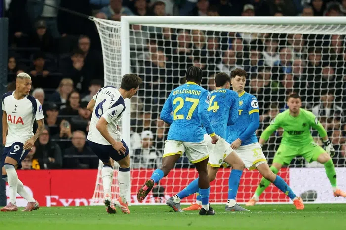 Wolves coach defends his players after Tottenham defeat, says “football is not fair."