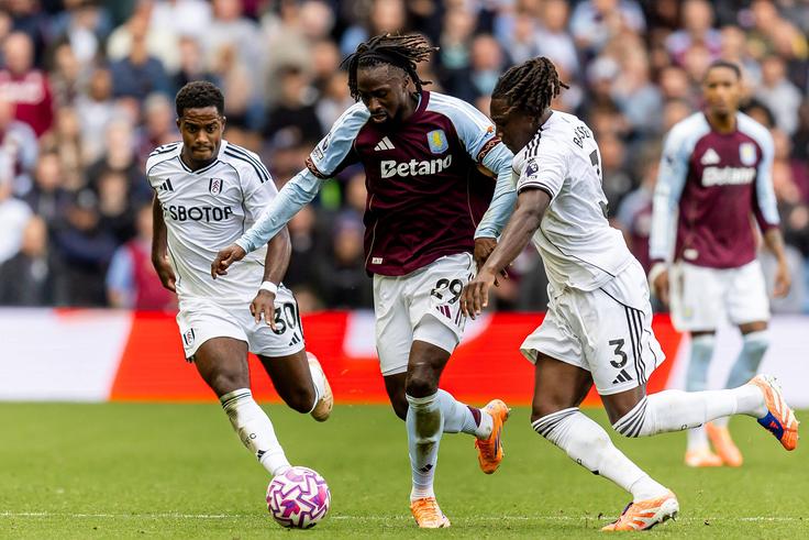 Calvin Bassey unable to stop Aston Villa's Evan Guessand | Imago