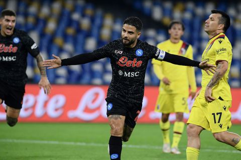 Insigne penalty double takes Napoli back to Serie A peak