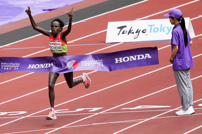 'I Believe in Myself!' - Why Peres Jepchirchir Intentionally Trains Without a Coach