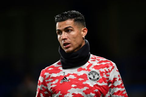 Man Utd's Ronaldo on bench for Chelsea clash