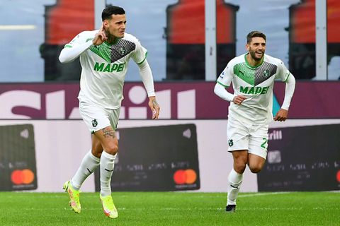 Sassuolo gatecrash San Siro to deny Milan top spot