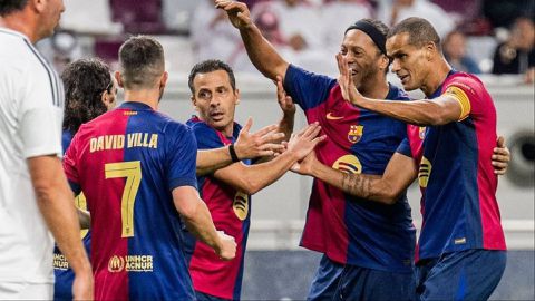 Ronaldinho scores stunning free kick as Barcelona legends to beat Real Madrid in Qatar El Clasico