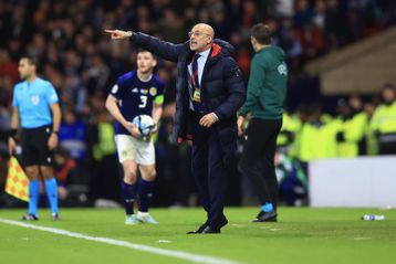 Spain coach De la Fuente not nervous after Scotland's defeat