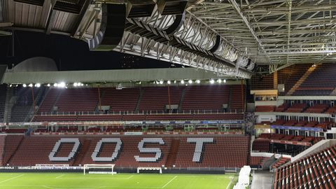 Dmitrovic Attack:  UEFA slams €20k fine on PSV, closes stand as club reacts