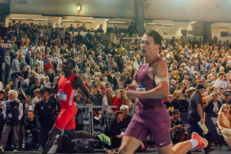 Gout Gout tastes first professional 200m defeat in Melbourne
