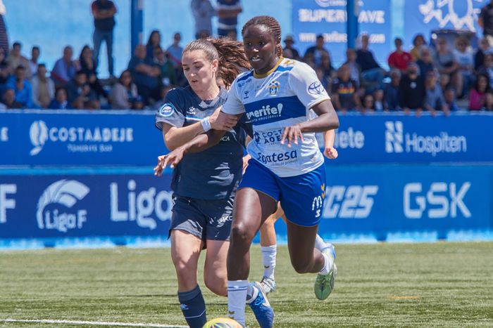 Super Falcons star Ronsola Babajide was on target for Tenerife as they recorded a 4-1 win against Espanyol.