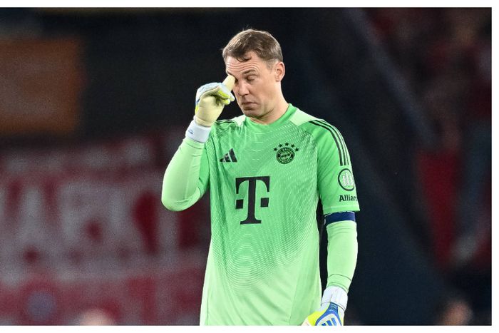 Oshoala defends Neuer