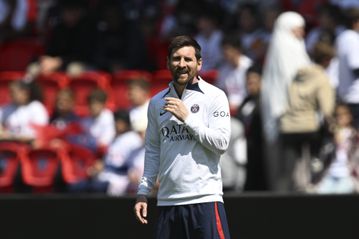 Messi fuels transfer speculation, ditches Ligue 1 ceremony for concert