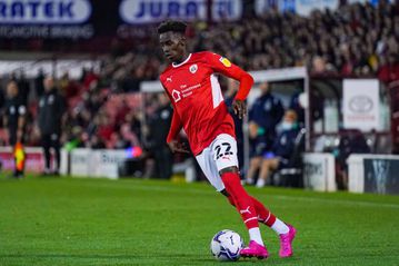 Kenyan defender misses promotion to English Championship by six seconds in thrilling final