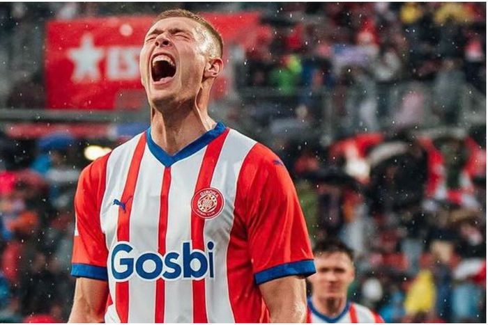 Girona superstar Artem Dovbyk shows what it means to him after a remarkable season.