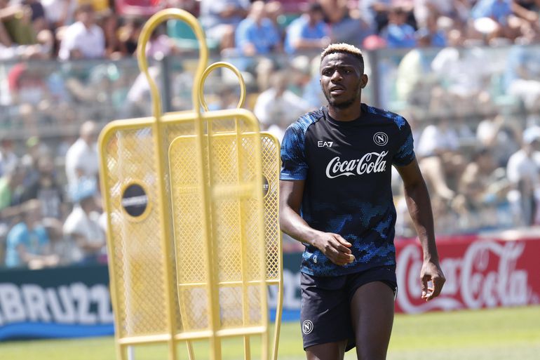 Victor Osimhen of Napoli is participating in day 14 of the preseason training camp of SSC Napoli at Stadio Patini in Castel di Sangro, Italy, on August 2, 2024. Castel di Sangro Abbruzzo Italy Copyright: xCiroxDexLucax