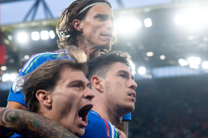 Alessandro Bastoni (Italien, 23), Nicolo Barella (Italien, 18), Riccardo Calafiori (Italien, 05) || Image credit: Imago