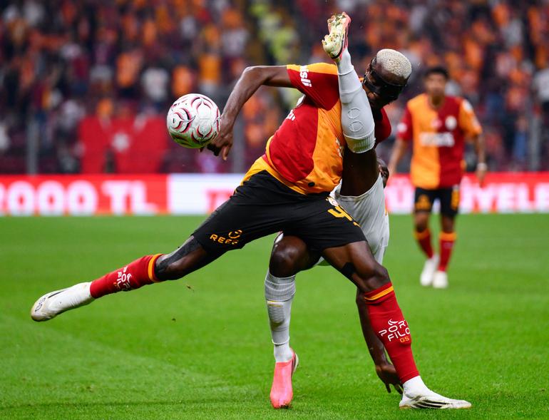 Victor Osimhen leaves Mo Salah completely in the dust after explosive Istanbul masterclass