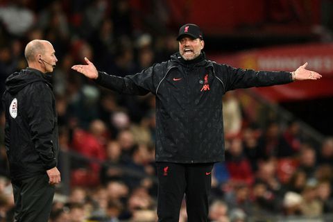 Klopp blasts Man Utd red card story as 'fake news'