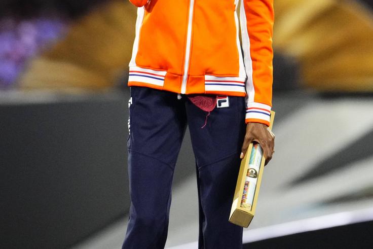 ‘Absolute legend’ - American sprint icon in awe of Sifan Hassan’s strength & mentality following her historic Olympics hat-trick